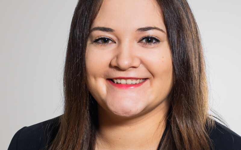 Laura Montepaone ist als Assistentin Vermarktung bei der Eberli AG.