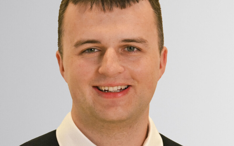 Mitarbeitender Porträt Fabian Emmenegger