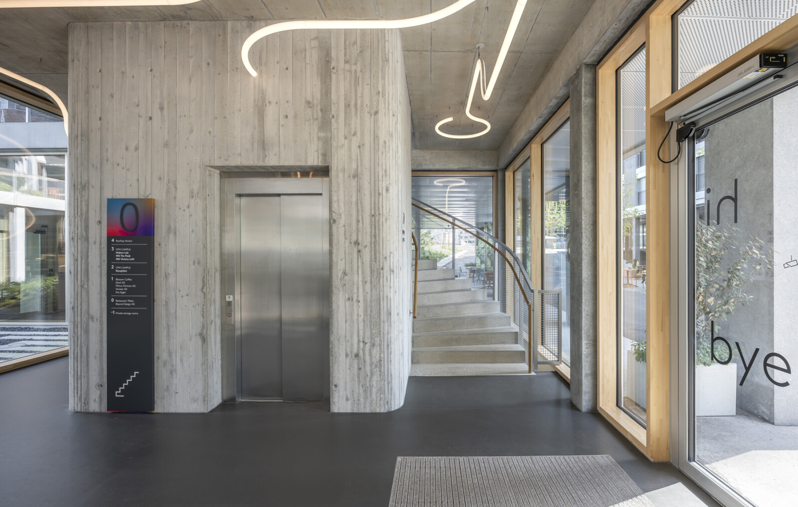 OYM Silo Treppenhaus Sichtbeton